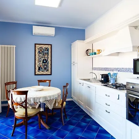 Casa Serena Вілла Сорренто